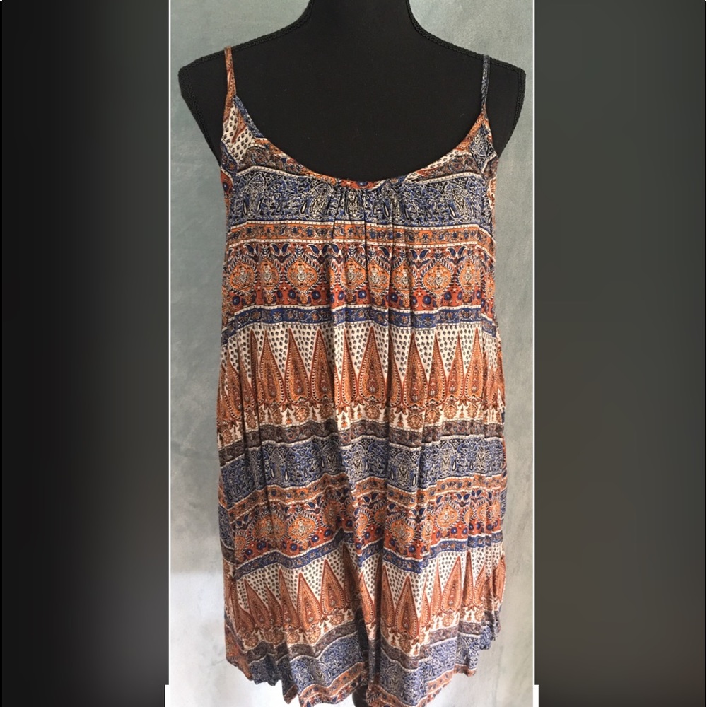 Wilde Cold Shoulder Dress or Tunic Size M